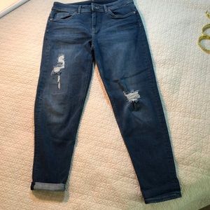 Divided for H&M higher rise distress jeans, size 6